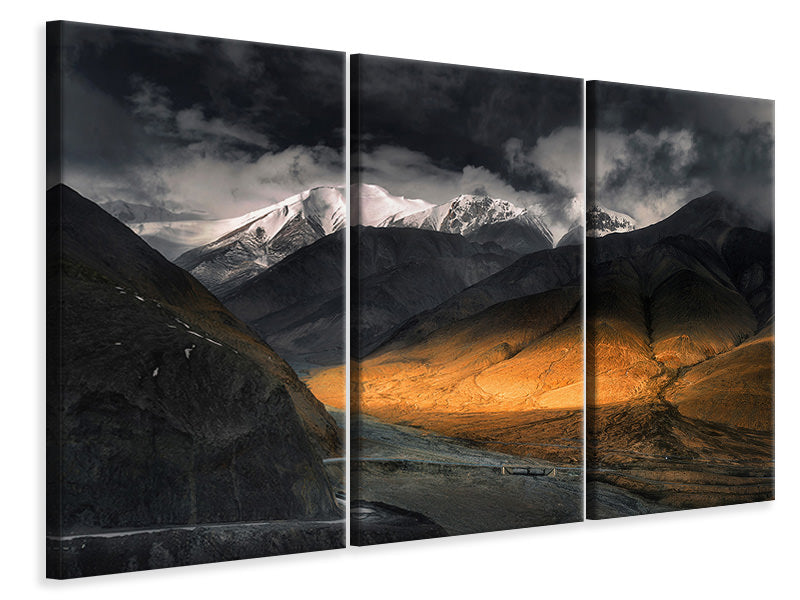 3-piece-canvas-print-a-bend-to-light