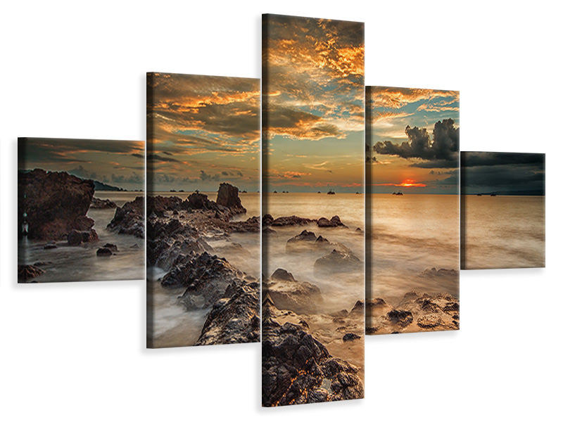 5-piece-canvas-print-angry-beach