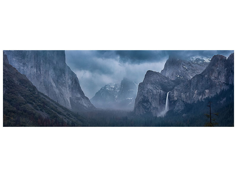 panoramic-canvas-print-amidst-a-thunderstorm