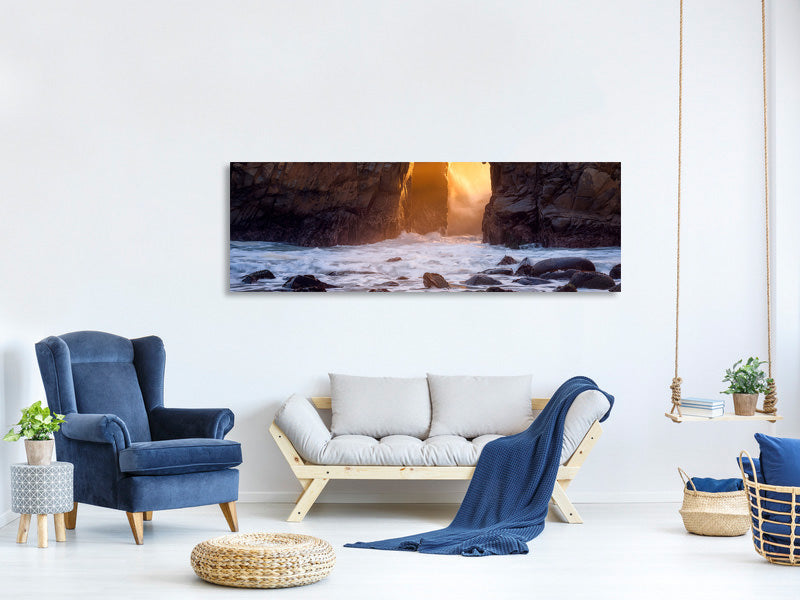 panoramic-canvas-print-fire-in-the-hole