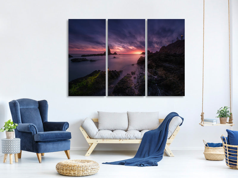 3-piece-canvas-print-between-lanterns