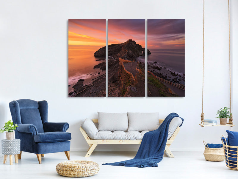 3-piece-canvas-print-gaztelugatxe