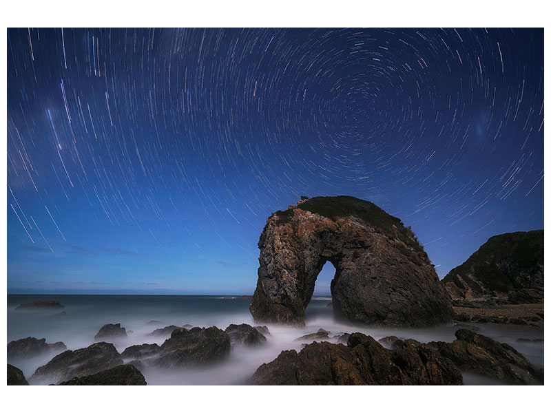 canvas-print-horse-head-rock