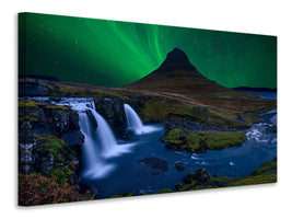 canvas-print-kirkjufell-under-a-boreal-green-sky