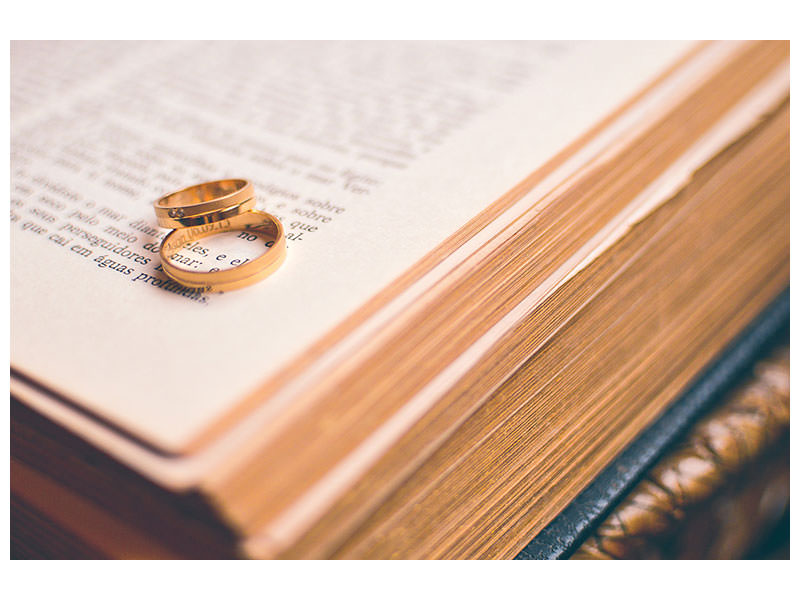 canvas-print-the-golden-wedding-rings