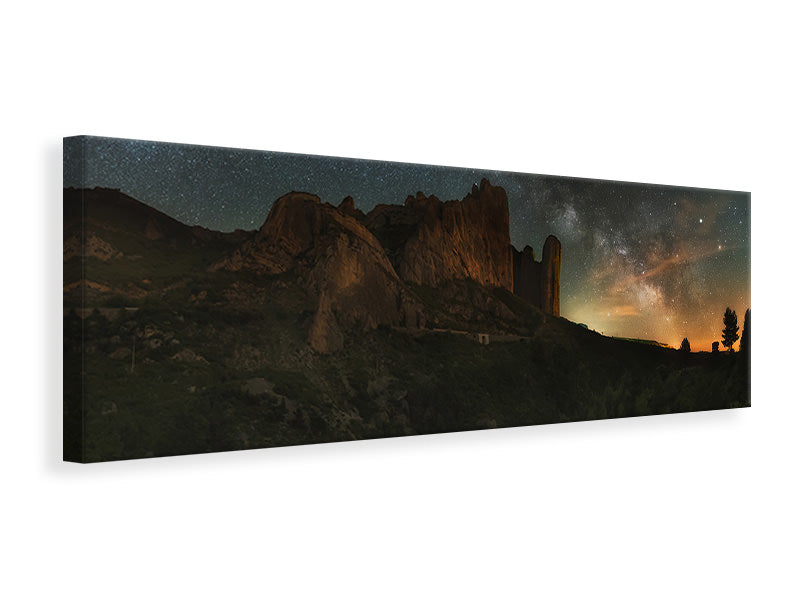 panoramic-canvas-print-los-mallos